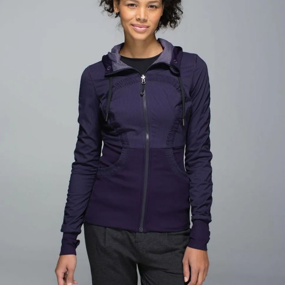 Lululemon Dance Studio Zip Up Jacket *EUC* (Size 4)